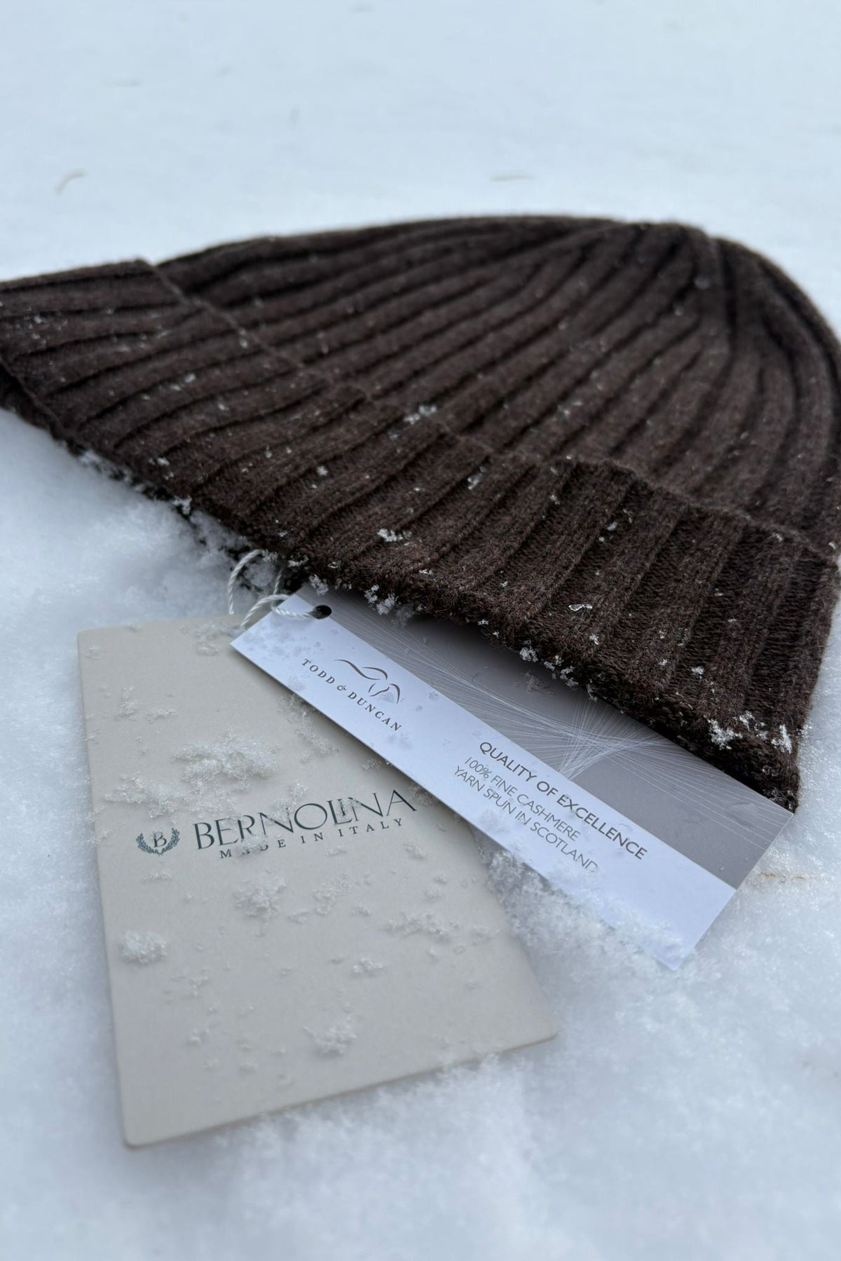 Bonnet "MONTEBRUNO"