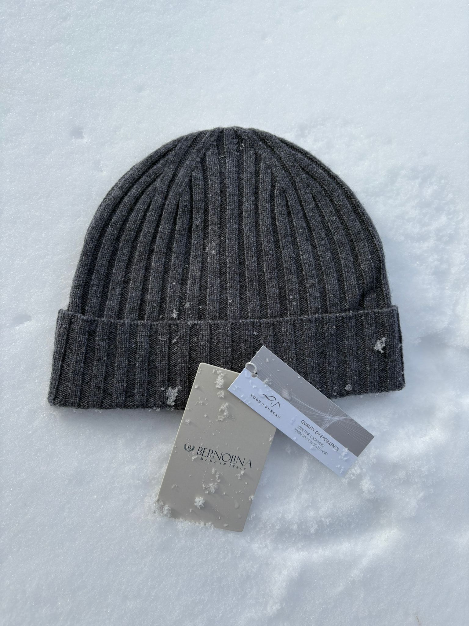 Bonnet "MONTEBRUNO"