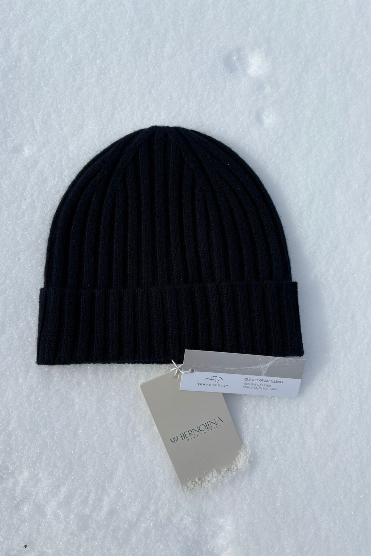 Bonnet "MONTEBRUNO"